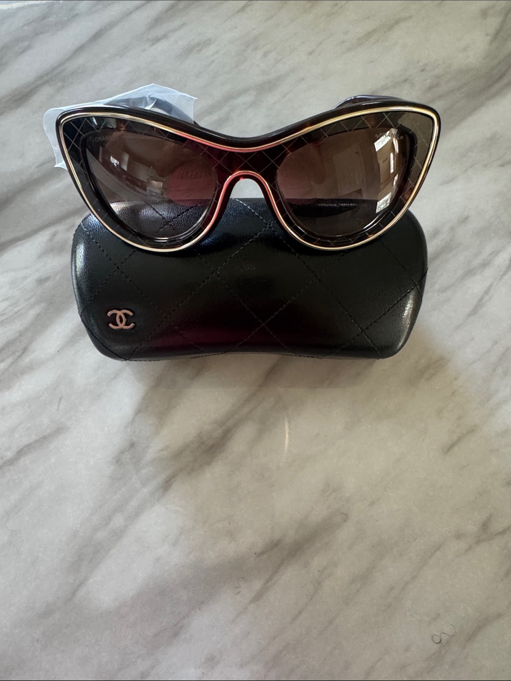 CHANEL Cat-Eye Sunglasses in Black with Brown Gradient Lenses